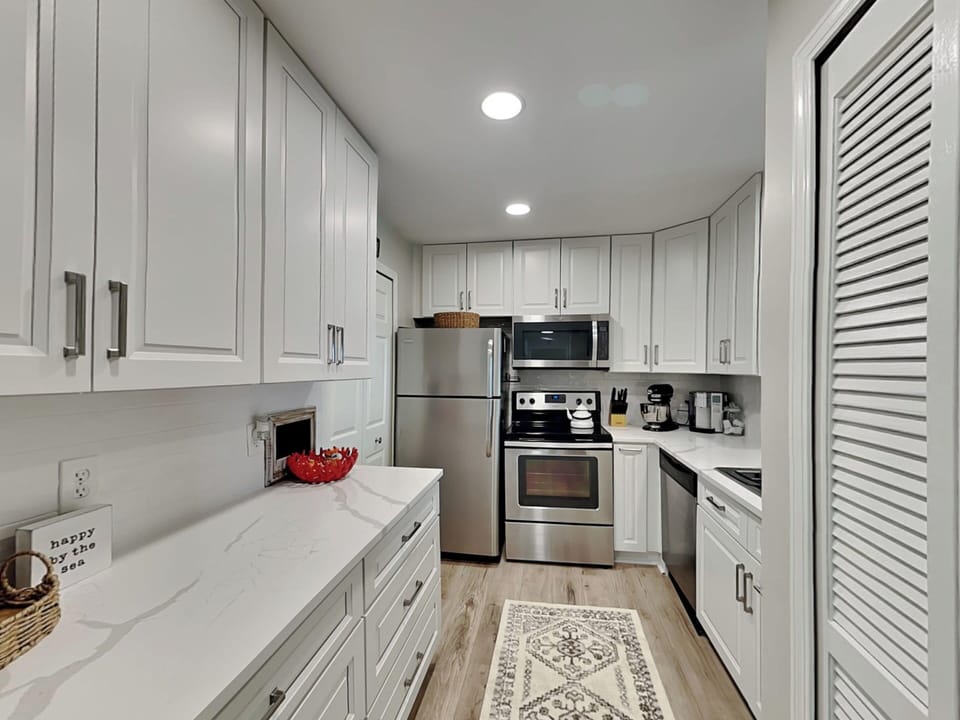 Fully Equipped Kitchen with Stainless Steel Appliances