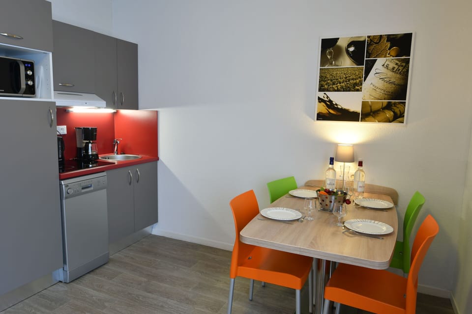 Make a quick meal in your kitchenette.