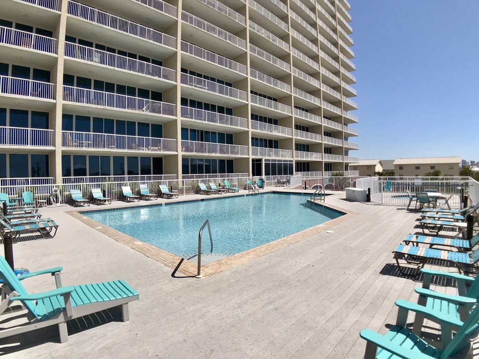 Second floor pool area