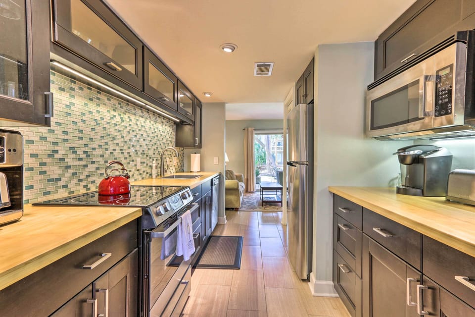 Kitchen | Fully Equipped