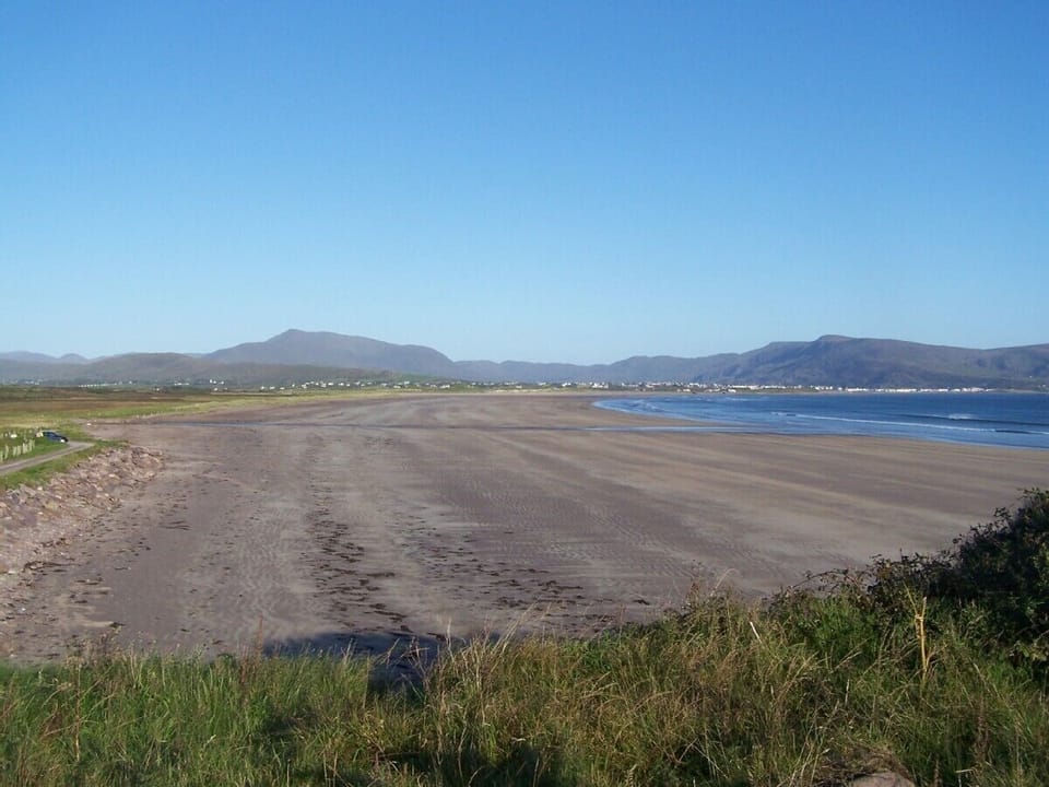 5 Minutes walk from Reenroe Beach