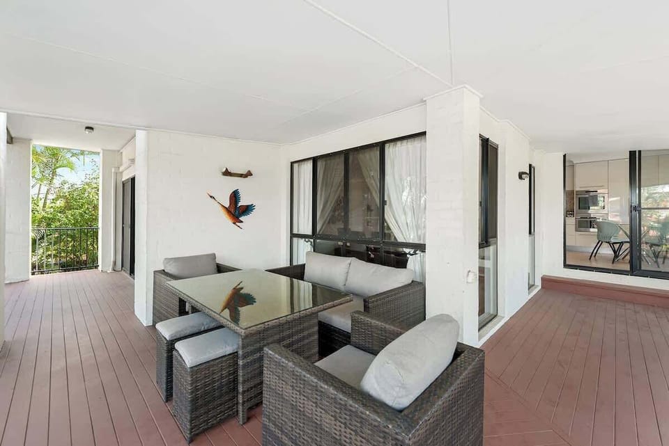 Large wrap around deck opening from lounge or kitchen...