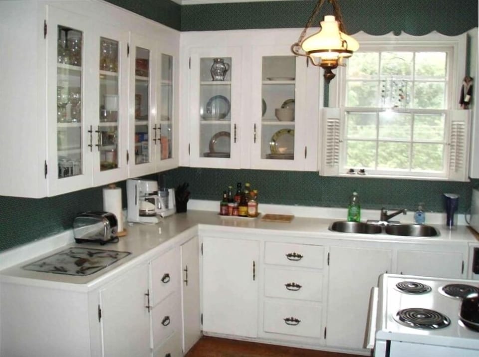 Kitchen (Not Shown: Refrigerator, Dishwasher, Table with 4 Chairs)