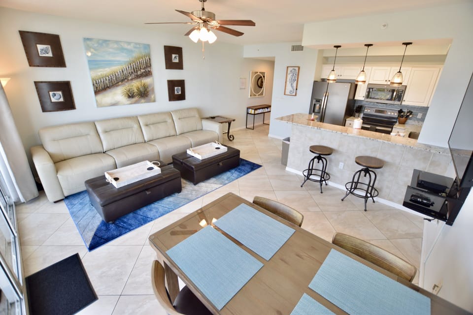 Destin West Gulfside #603: Living Room
