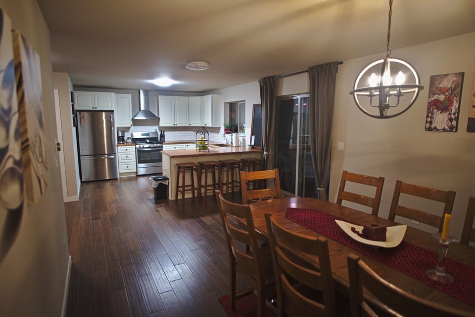 picture of dining room looking back at kitchen
