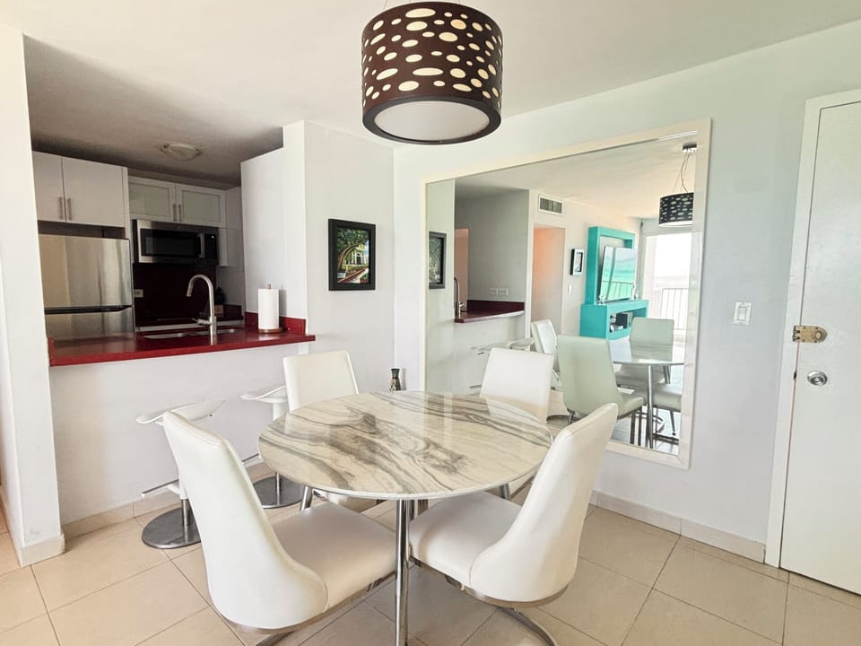 Dining room to kitchen.