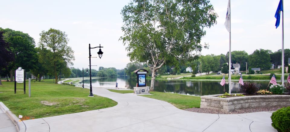 Veterans' Park on the riverfront offers live music on summer Thursdays!