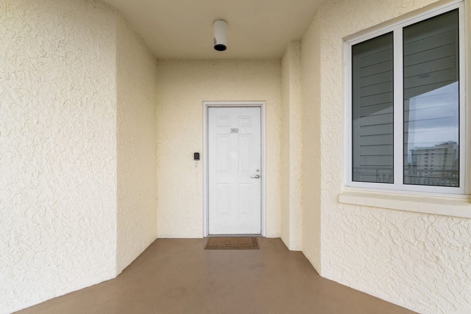 Exterior Entry
