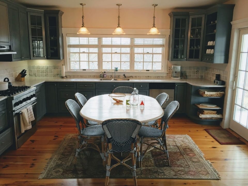 Chef's Kitchen (Fully Stocked with Thermador Professional Oven)