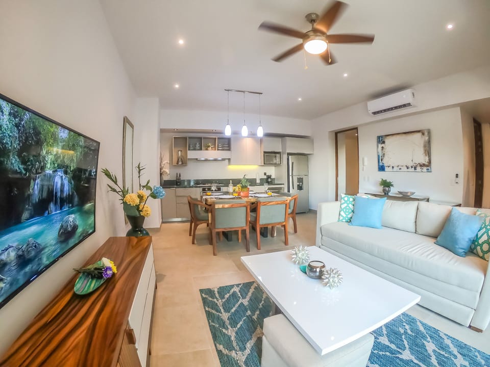 Pavilion 211, Living room. (MyPvRentals)
