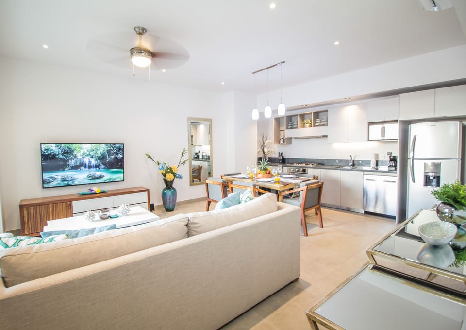 Pavilion 211, Living room. (MyPvRentals)