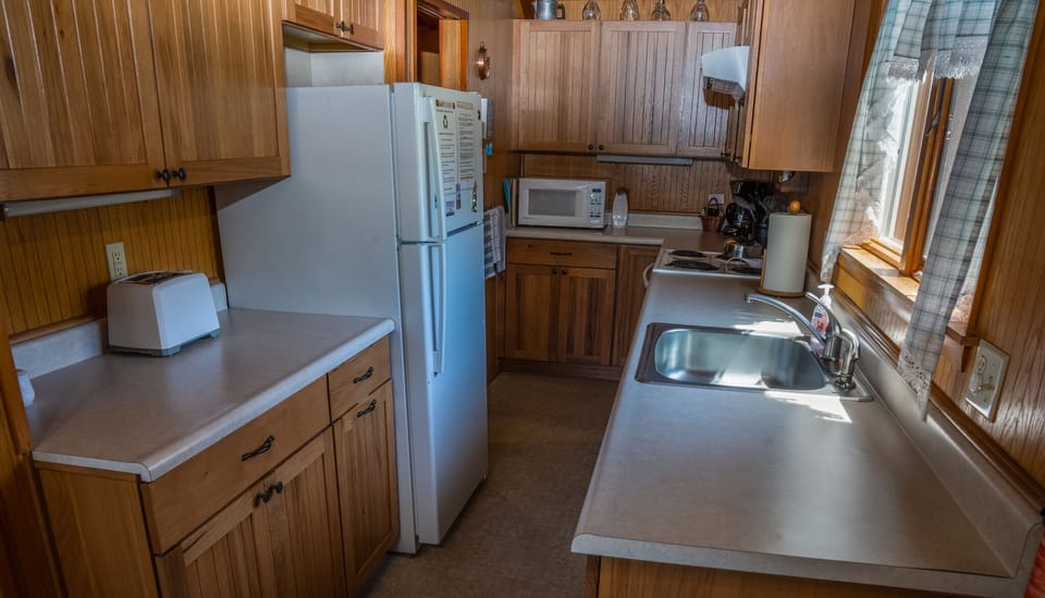 Fully supplied with dishes, silverware, pots and pans, cookware, glassware/cups