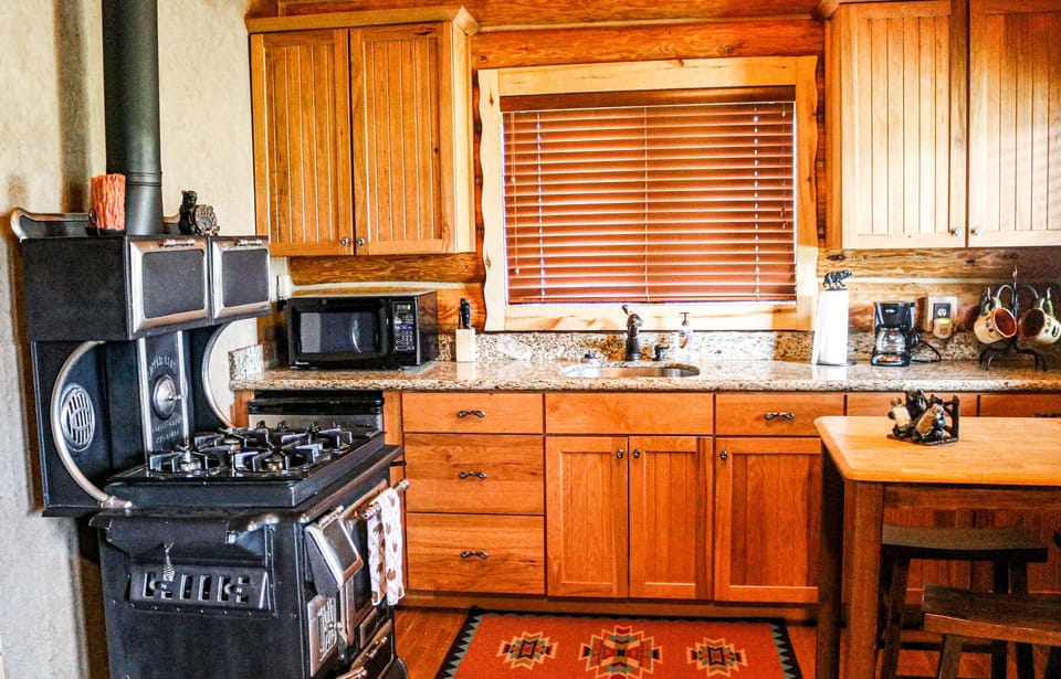 Bear Kitchen, Rustic Cooktop