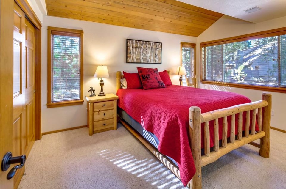 Downstairs Queen Bedroom