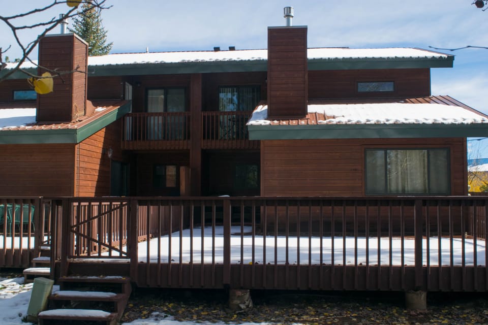 This is an end unit which offers more privacy and views! 