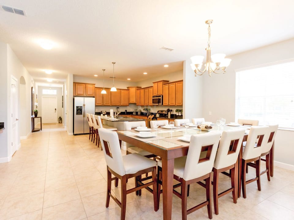 The well-equipped kitchen and integrated living area