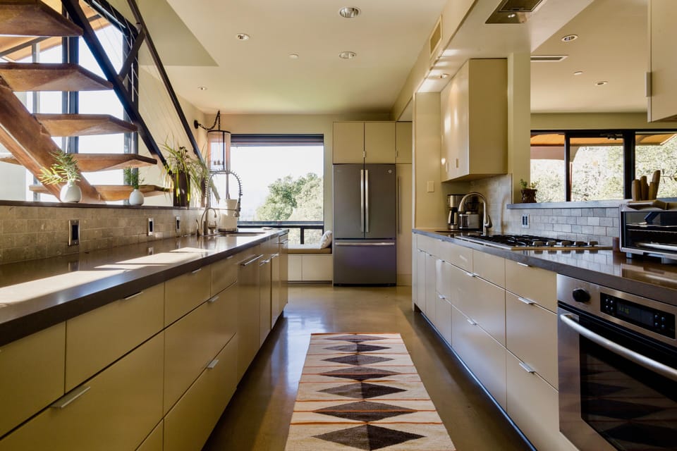 Kitchen with views!