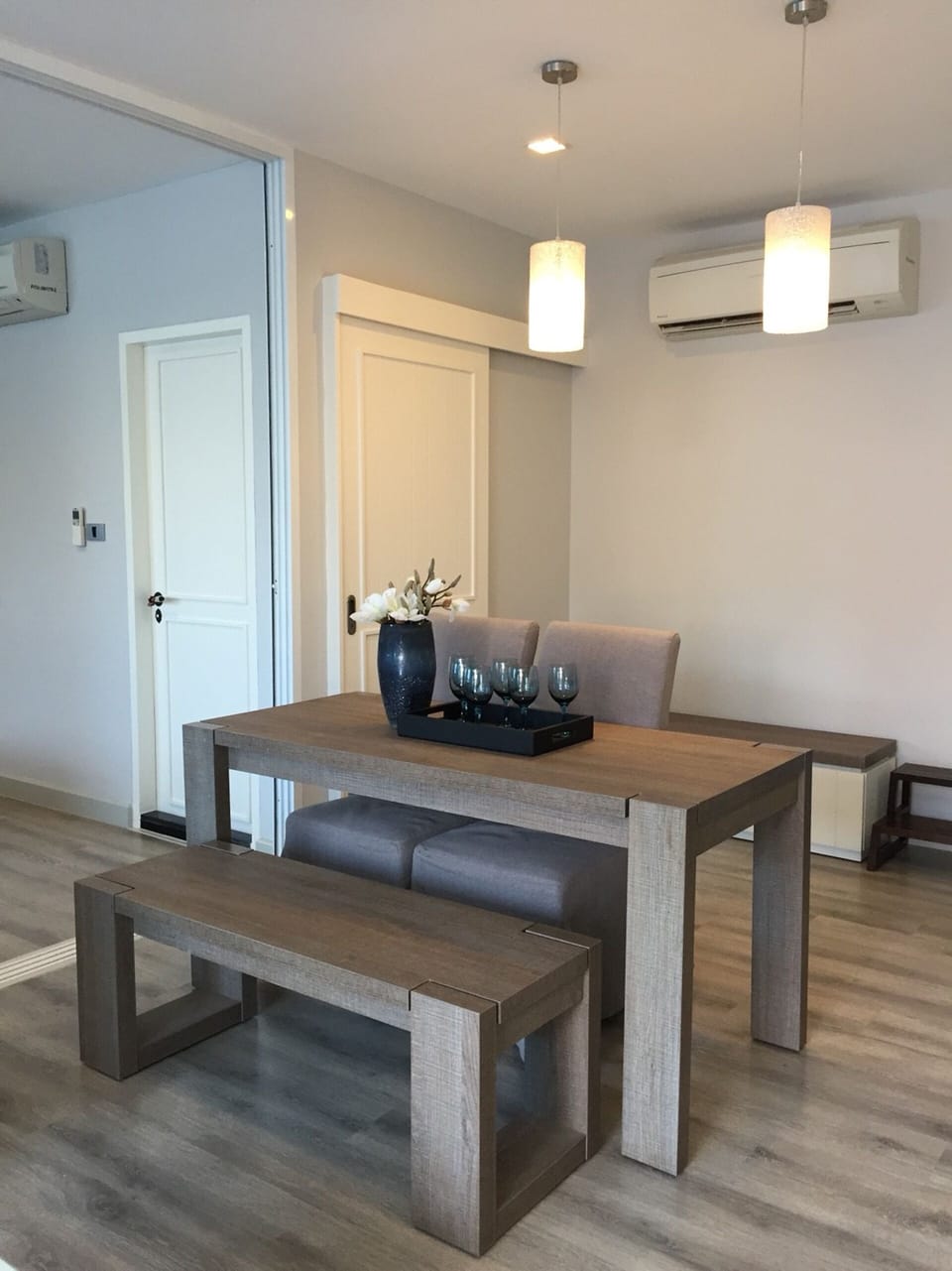 dinning table
