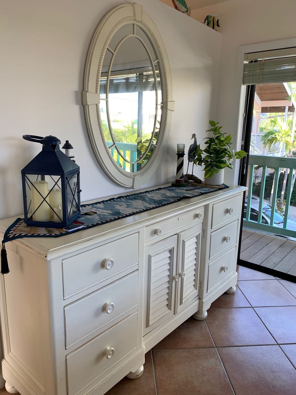 Plenty of storage space for personal belongings