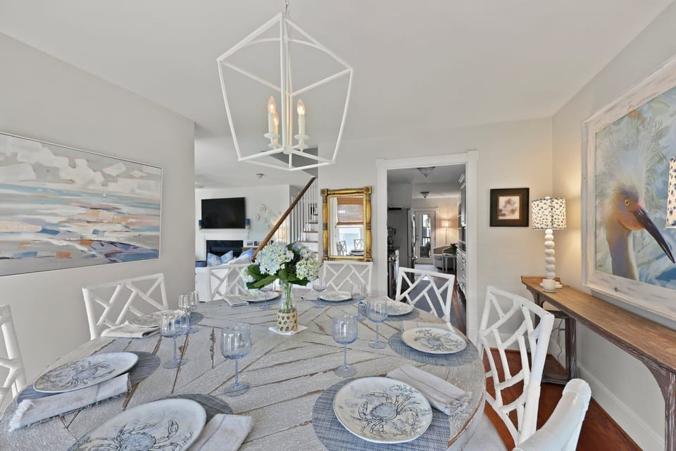 Dining room for 8 people