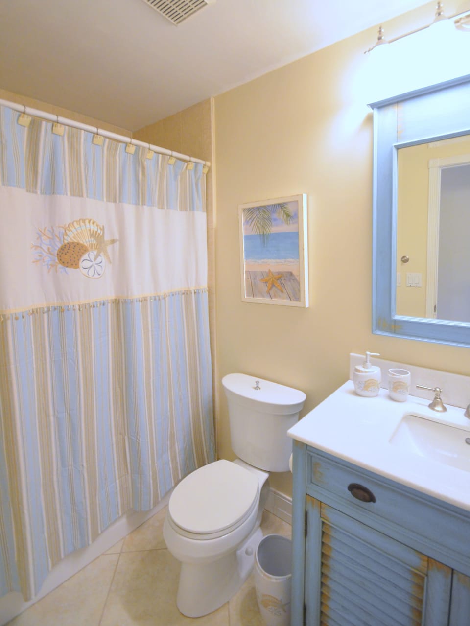 Remodeled Guest Bathroom with tub.