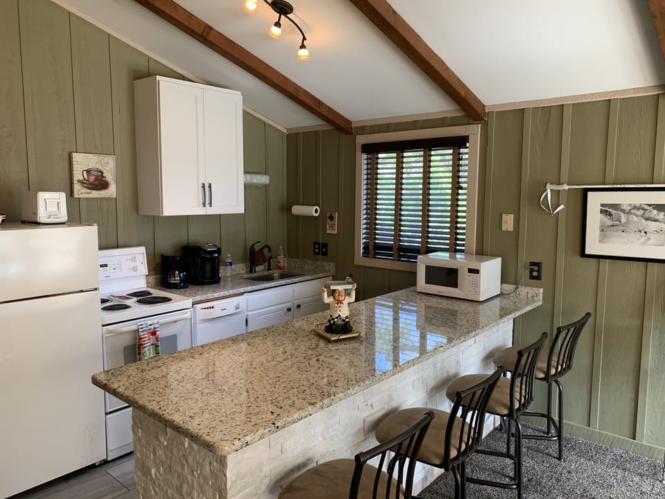 Kitchen with island