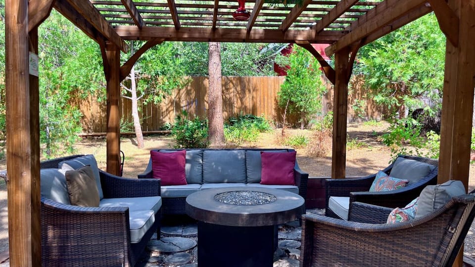 Outdoor Firepit and pergola