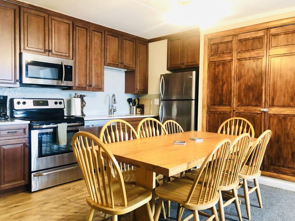 Completely renovated kitchen in the summer of 2016.