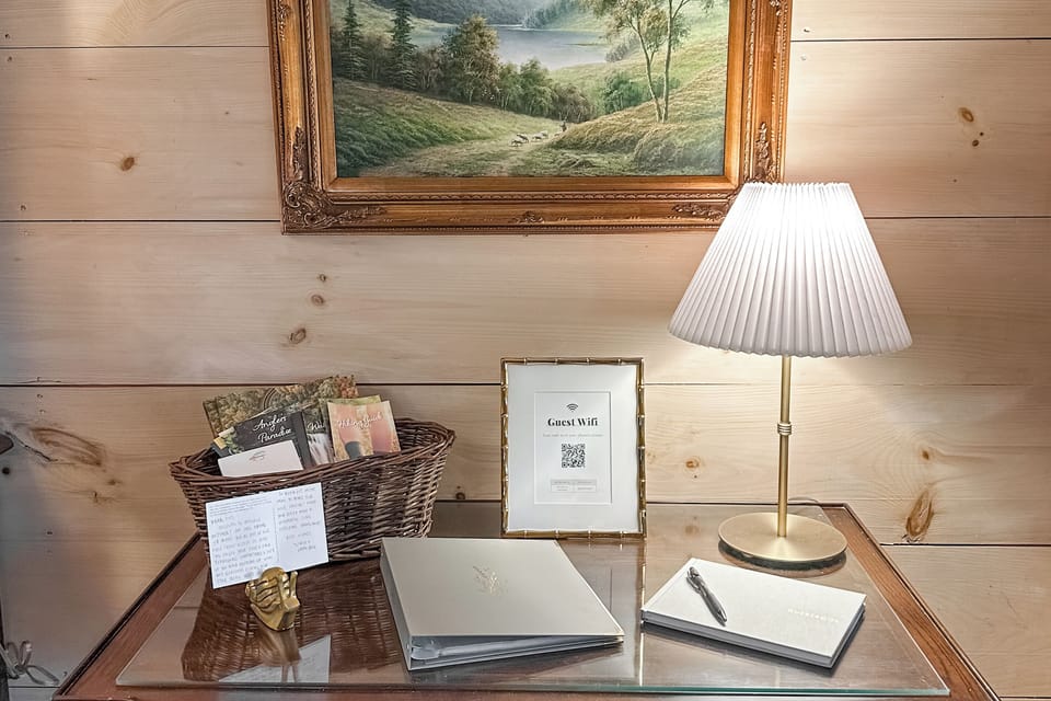 The guest table has all the info you need for a memorable visit to Highlands!