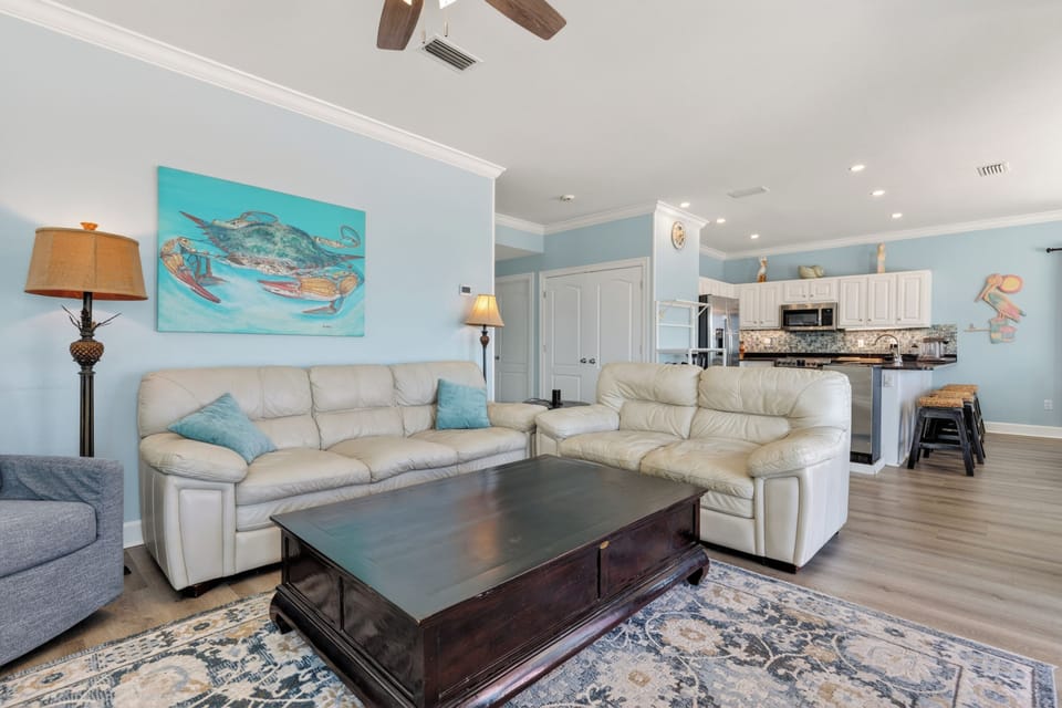 Open from den to kitchen/dining with Gulf views. Fully equipped Chef's kitchen. 