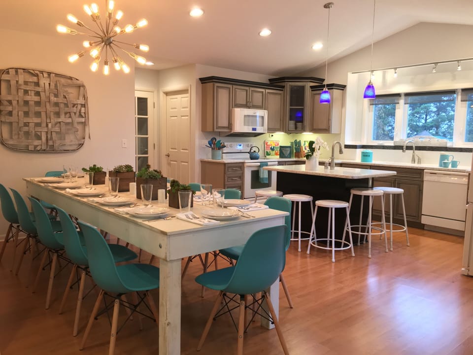 KITCHEN:open to living room, dining room, pantry & outdoor dining deck. Seats 12