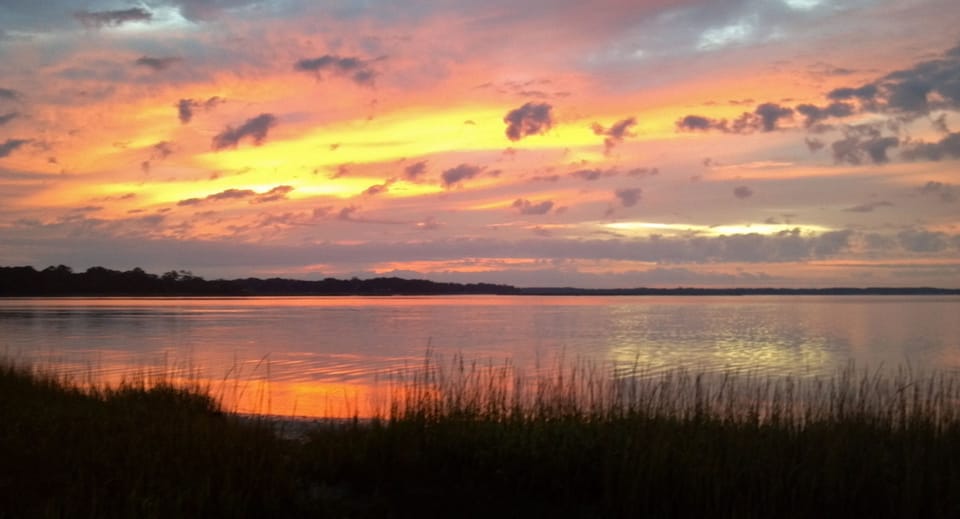 Sunset At Sands Beach - Only 1 Mile From House