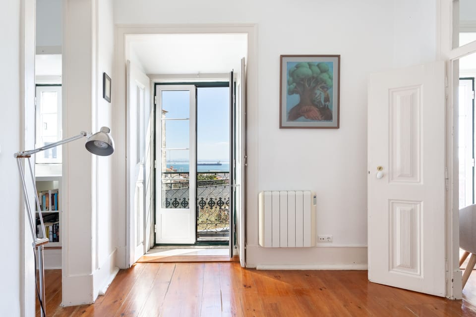 Bedroom 2 | with stunning views over Alfama roofs and Tagus river
