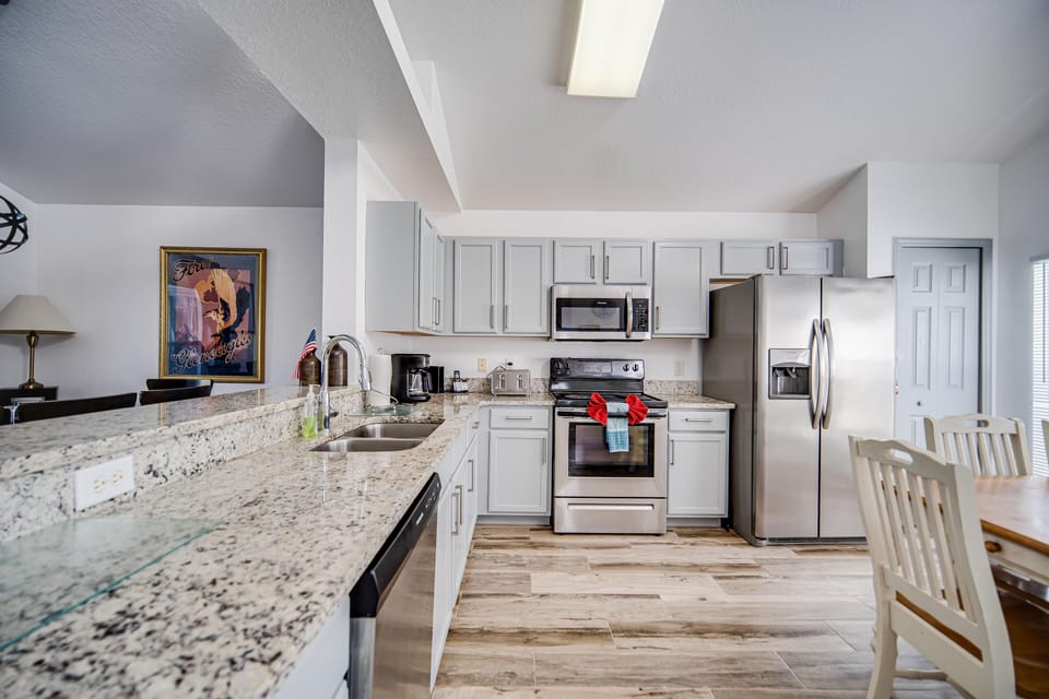 Fully equipped kitchen