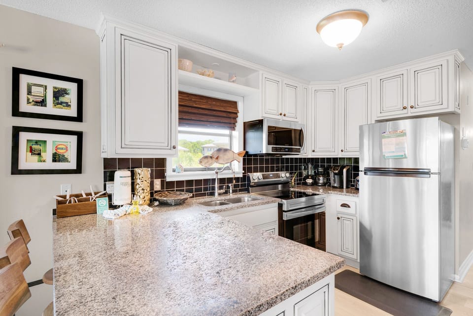 Fully equipped kitchen