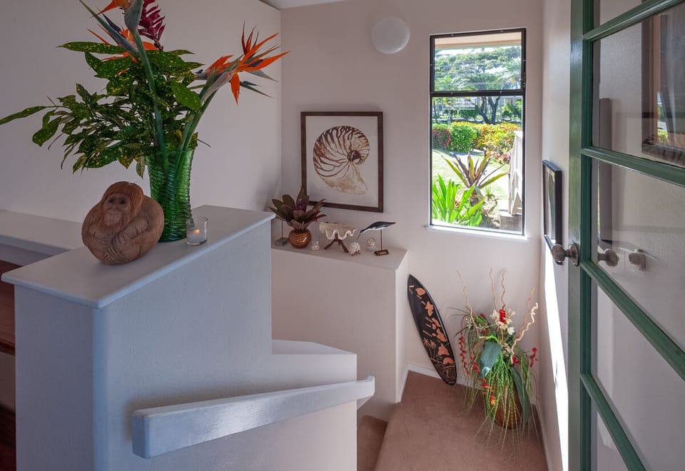Hanalei Bay View 26 - Interior stairway
