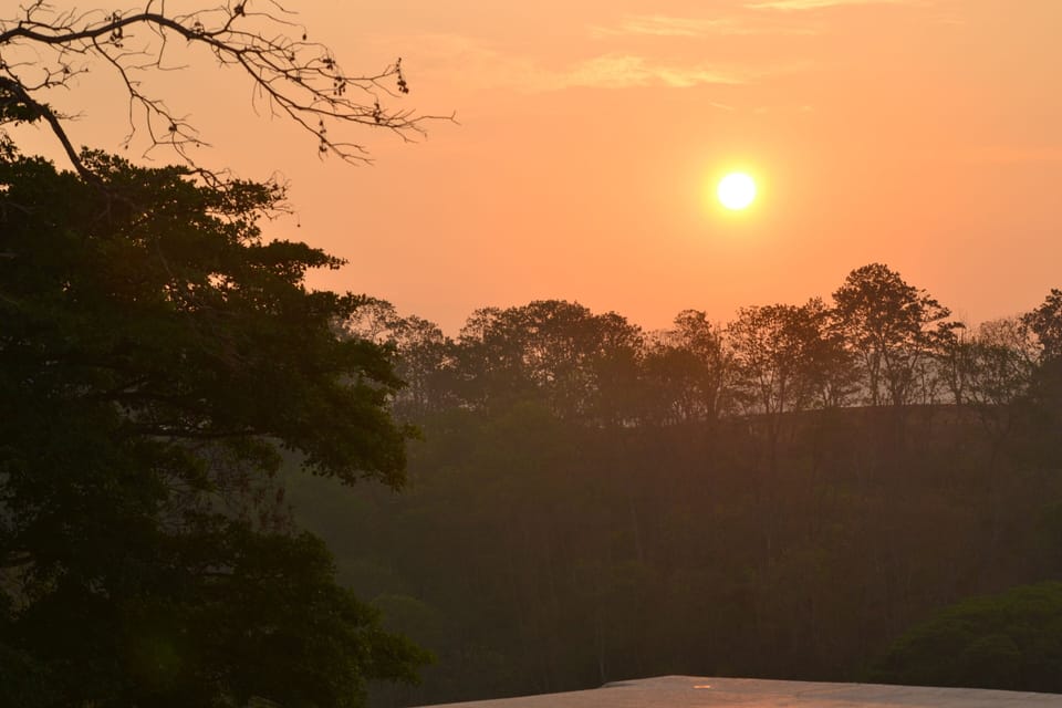 Sunrise at el Cielo. / Amanecer en la terraza.
