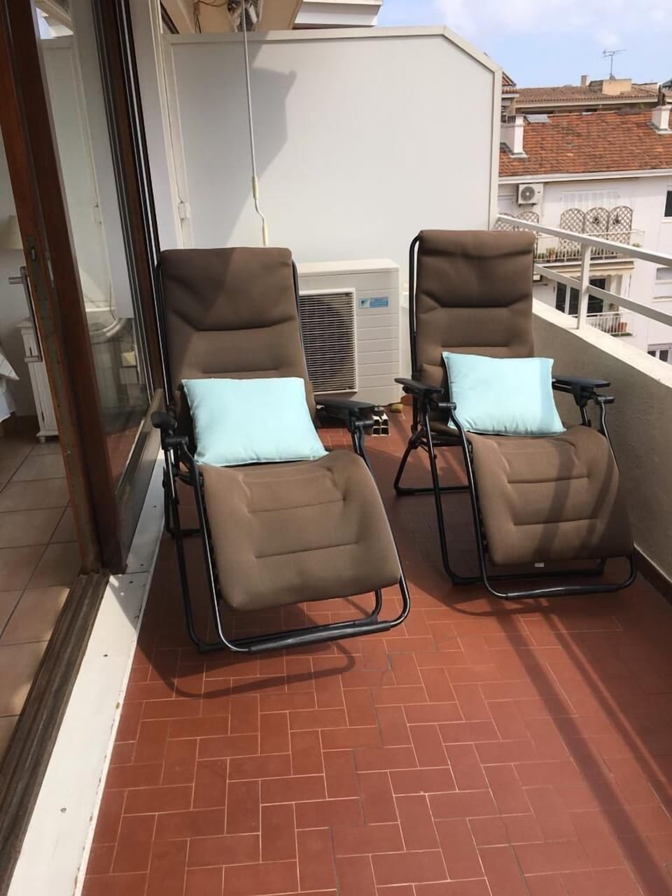 Sun Loungers