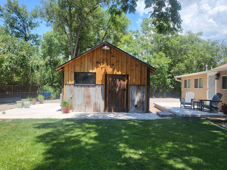 Rebuilt shed/ extra toilet/ice marker etc
