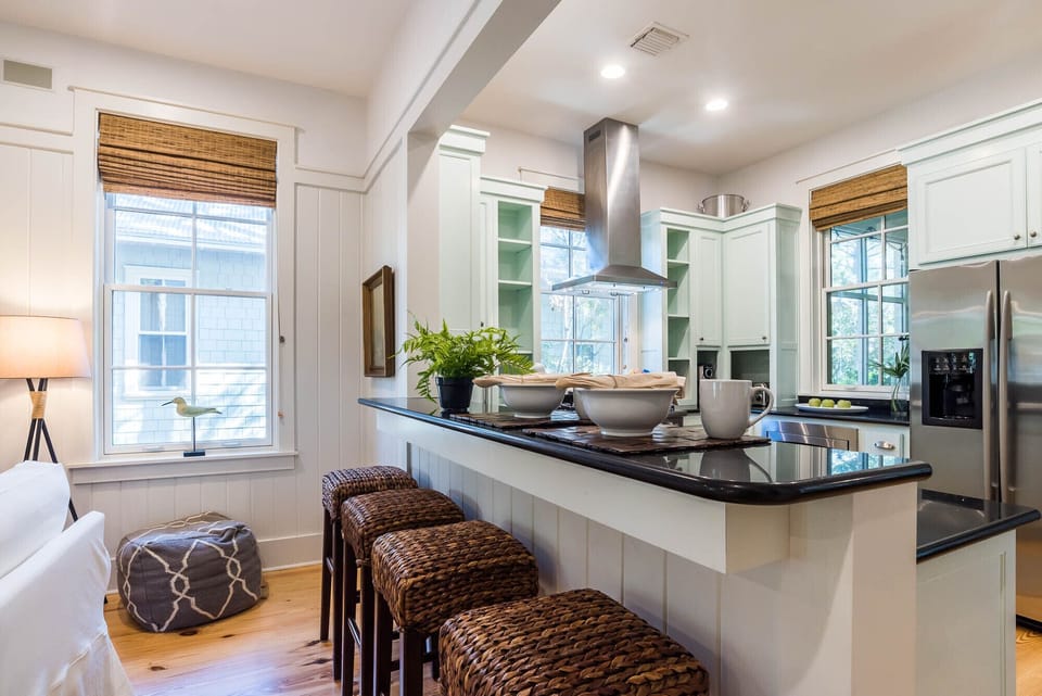 First Floor: Kitchen