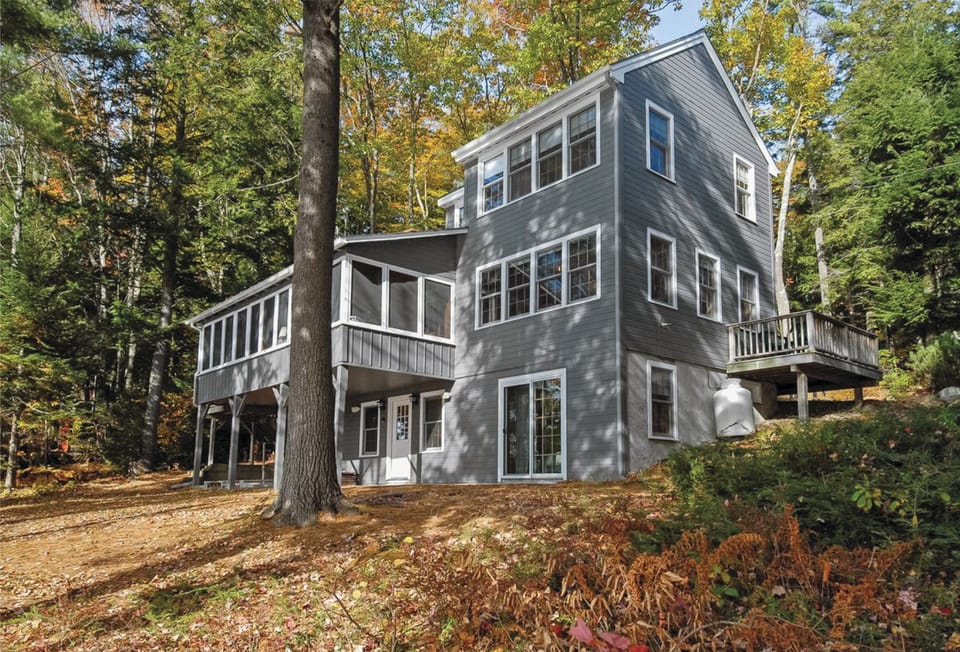 Exterior Lake Side View