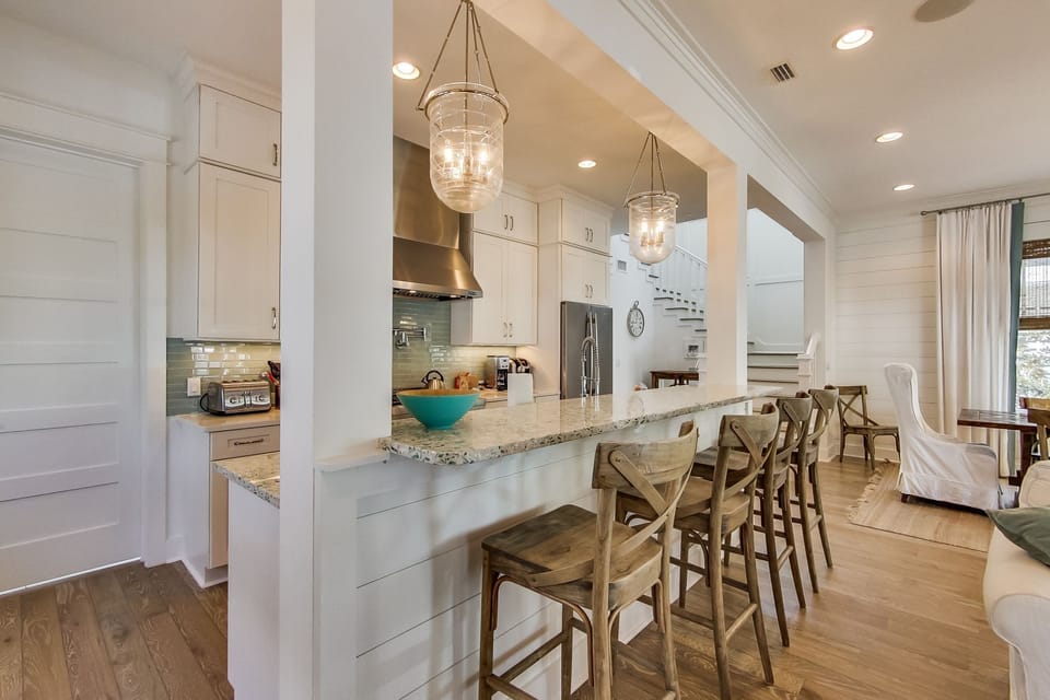 First Floor: Kitchen