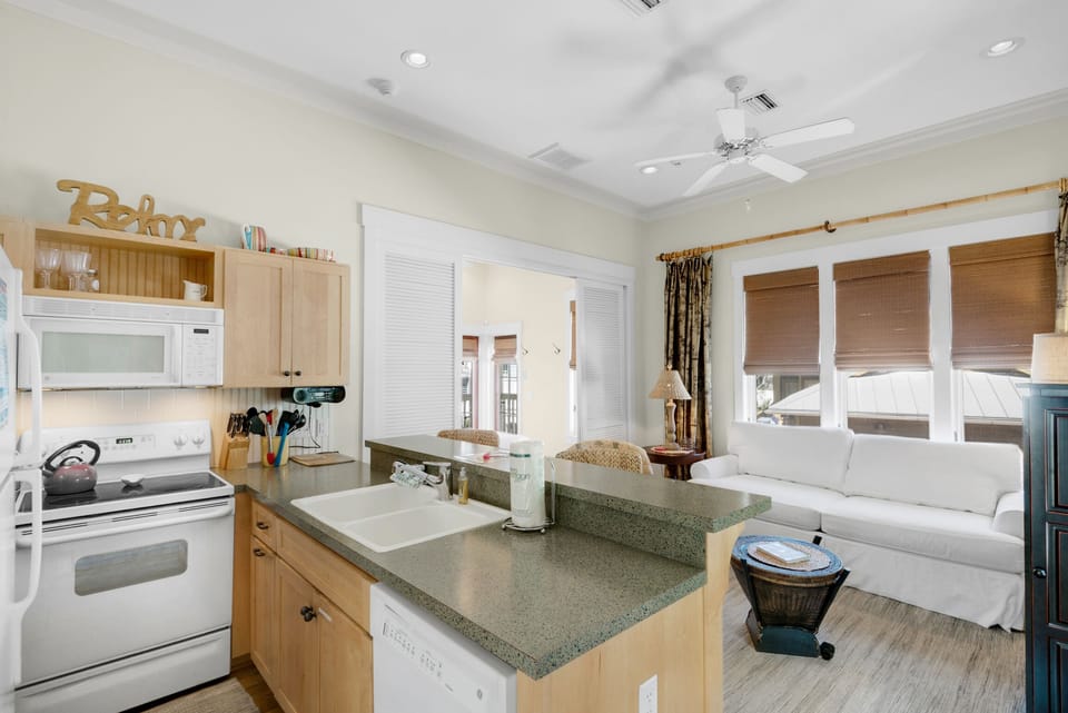 Kitchen to living room