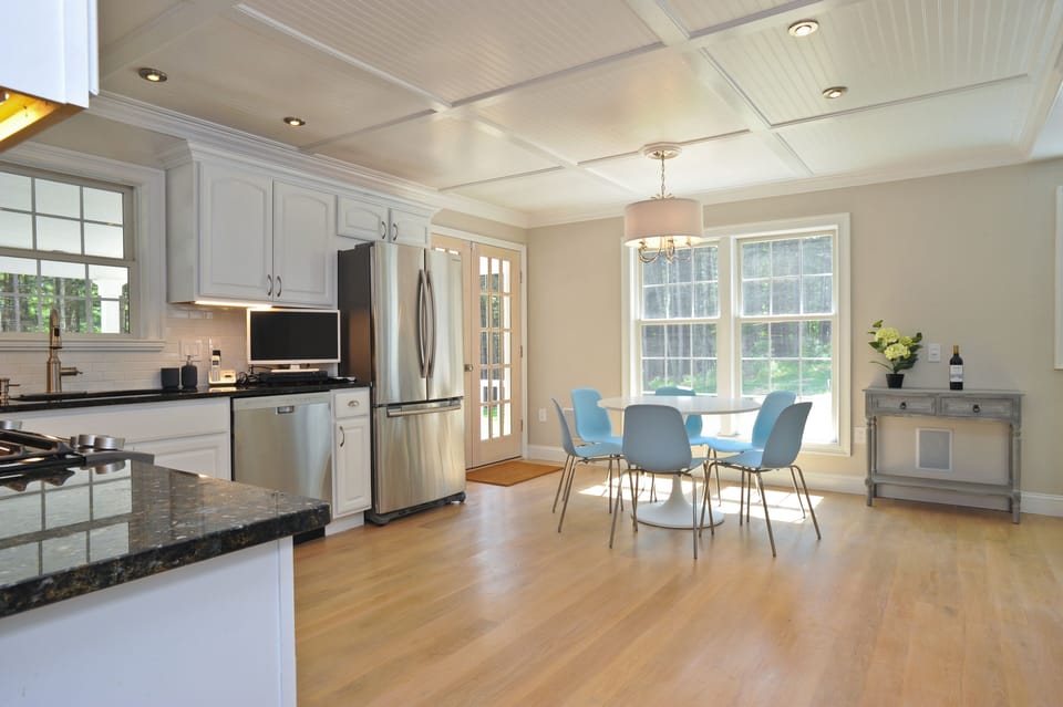 Fully Stocked Eat-In Kitchen, New Stainless Appliances