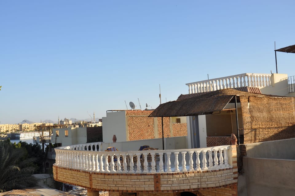 Split-level roof