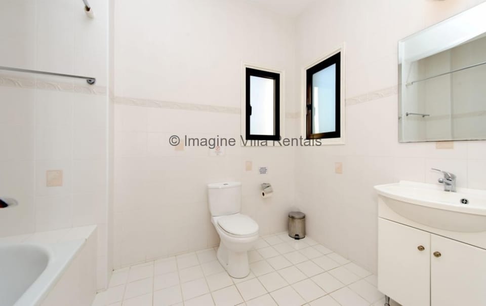Protaras Holiday Villa AV6