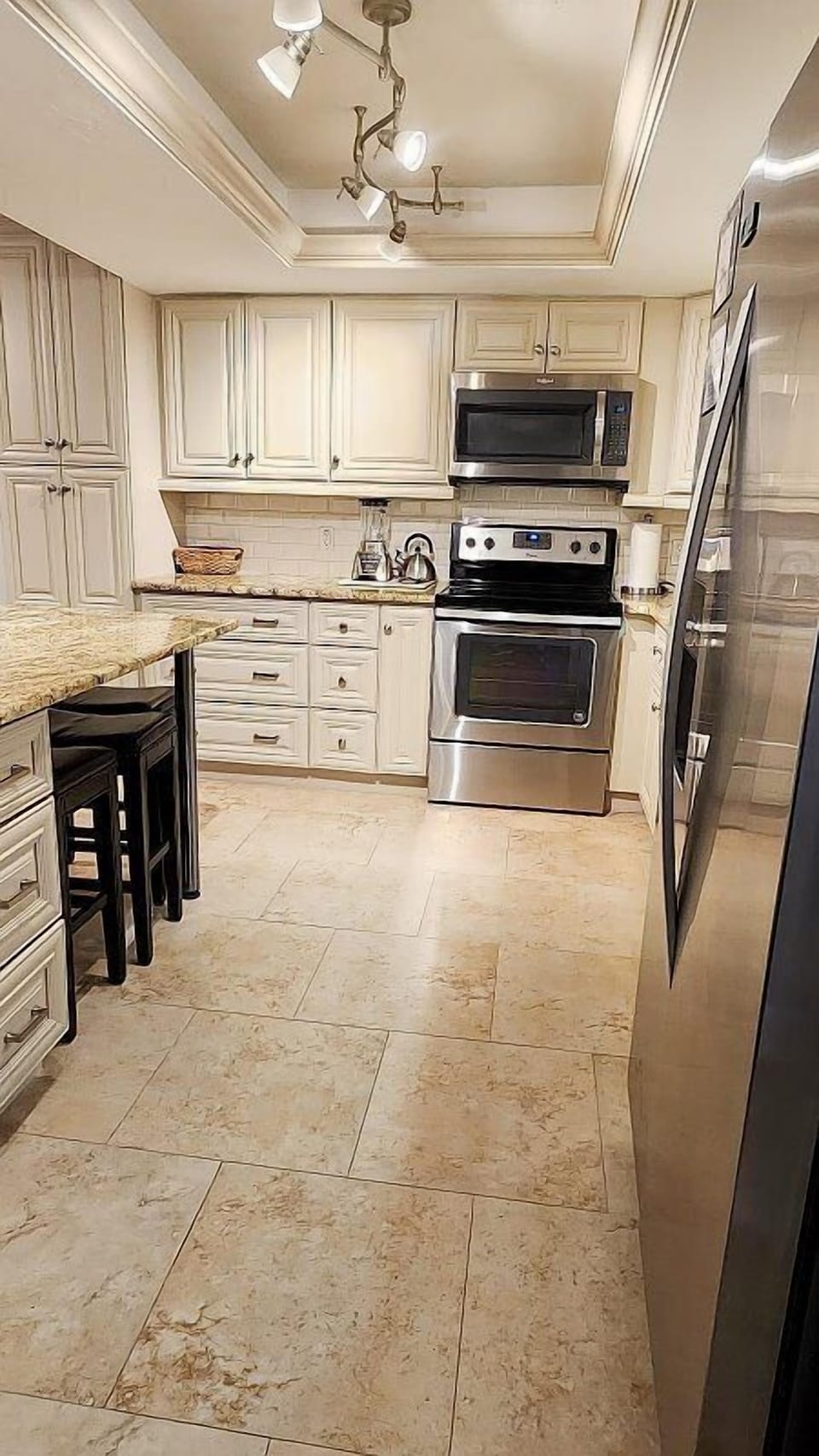 Kitchen 2