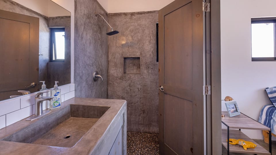 Ensuite bathroom in queen bedroom