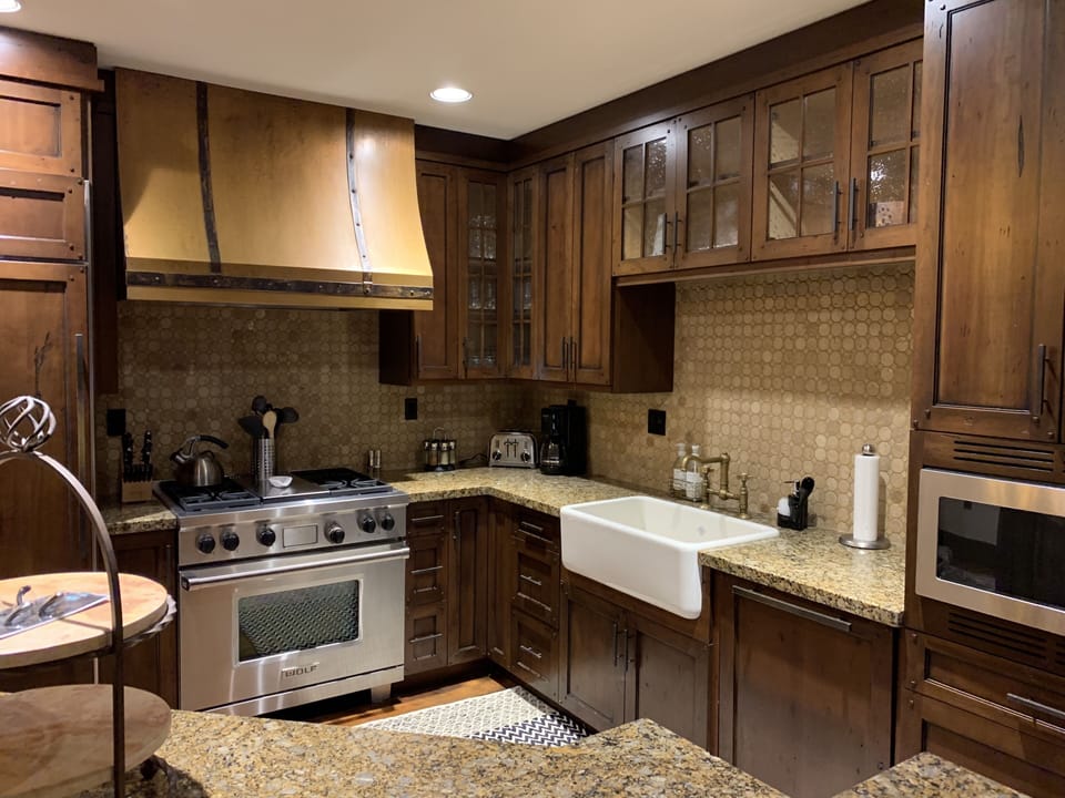 Gourmet kitchen, high end appliances, no detail left out