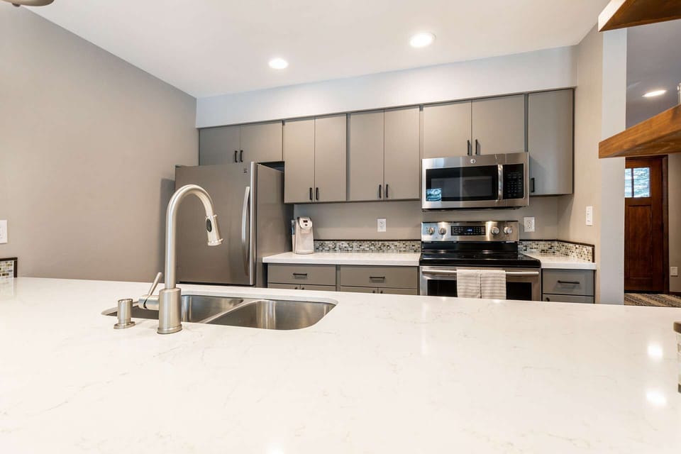 Plenty of counter space in the fully equipped kitchen.